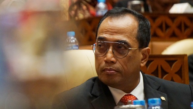 Menteri Perhubungan Budi Karya Sumadi melakukan rapat kerja dengan Komisi V DPR RI di Kompleks Parlemen, Jakarta, Rabu (18/9). Foto: Fanny Kusumawardhani/kumparan