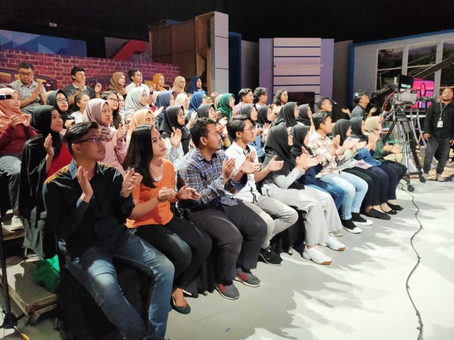 Penonton bayaran. Dok: Lia