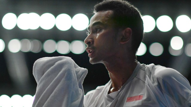 Pebulu tangkis tunggal putra Indonesia, Tommy Sugiarto. Foto: Mohd RASFAN / AFP