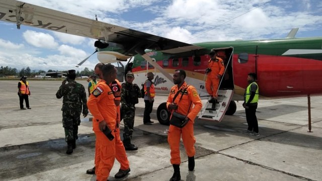Tim SAR gabungan kembali diturunkan untuk mencari pesawat Twin Otter yang hilang di Papua. Foto: Dok. Istimewa