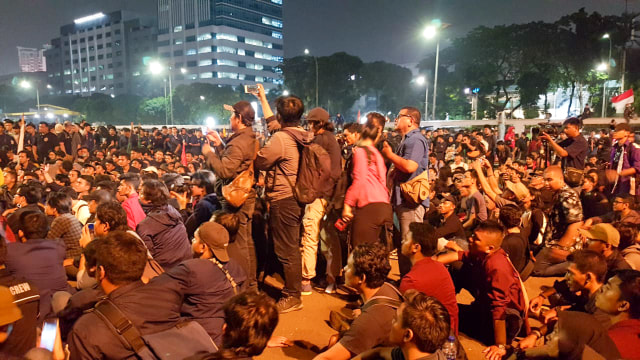 Demo Mahasiswa di Gedung DPR RI. Foto: Efira Tamara/kumparan