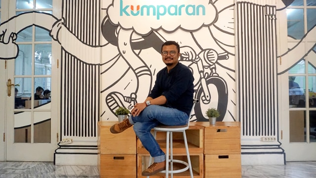 Visual Manager kumparan, Kiagoos Aulianshah