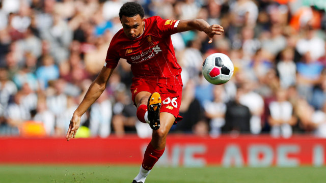 Bek sayap Liverpool, Trent Alexander-Arnold. Foto: REUTERS/Phil Noble