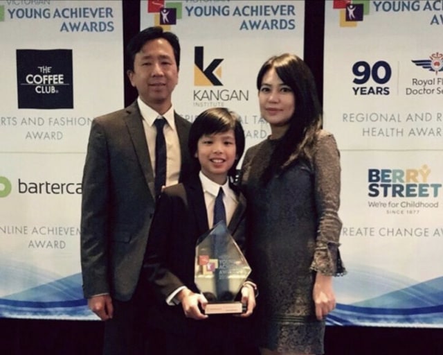 Yuma Soerianto dan kedua orang tuanya, Hendri Soerianto dan Dollies Soerianto. Dok. Pribadi