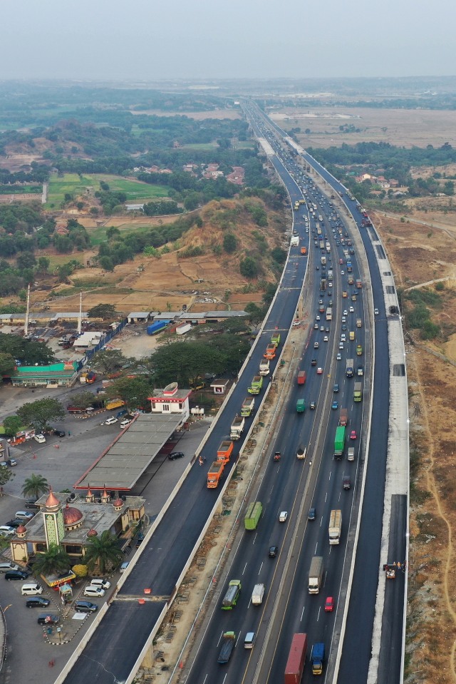 Foto udara Tol Layang Jakarta-Cikampek II. Foto: Jamal Ramadhan/kumparan