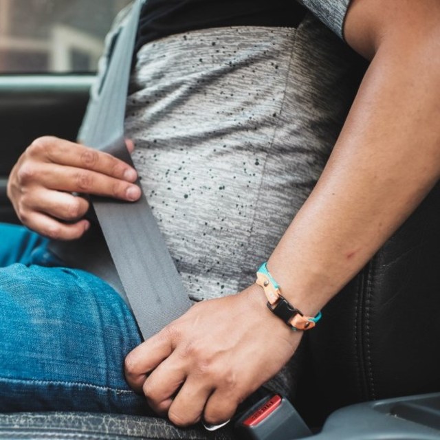 Selalu ingat gunakan sabuk pengaman sebelum berpergian Foto: Bangkit Jaya Putra/kumparan