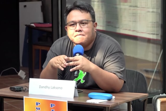 Dandhy Laksono. Foto: Youtube/@Watchdoc Documentary