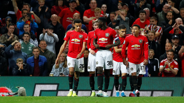 Para pemain Manchester United di Piala Liga Inggris. Foto: Reuters/Jason Cairnduff