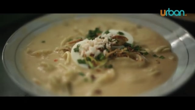 Mie celor yang merupakan kuliner khas Palembang dengan kombinasi gandum dan udang, Minggu(29/9) Foto:abp/Urban Id