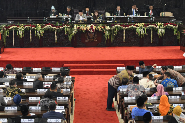 Suasana jalannya Sidang Paripurna MPR ke-2 di Ruang Rapat Paripurna, Kompleks Parlemen, Senayan, Jakarta, Rabu (2/10/2019). Foto: ANTARA FOTO/M Risyal Hidayat/hp.