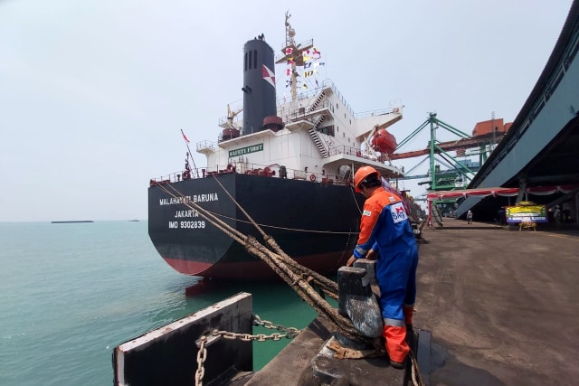 Ilustrasi industri pelayaran. Foto: Dok. PLN