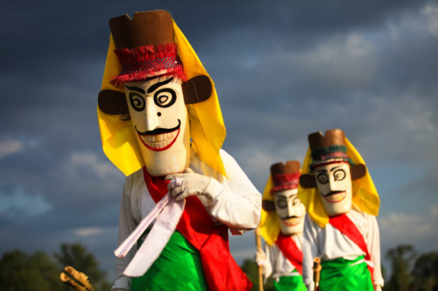 Seni tari Festival Babukung Kabupaten Lamandau. (Foto: Dispar Lamandau)