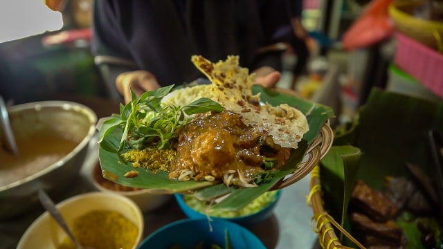 Pecel pincuk Kalibata Foto: Fauzan Dwi Anangga/ kumparan