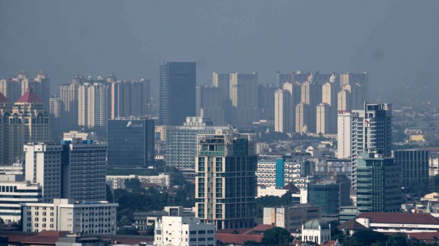 Suasana gedung perkantoran di jalan Sudirman, Jakarta. Foto: Helmi Afandi/kumparan