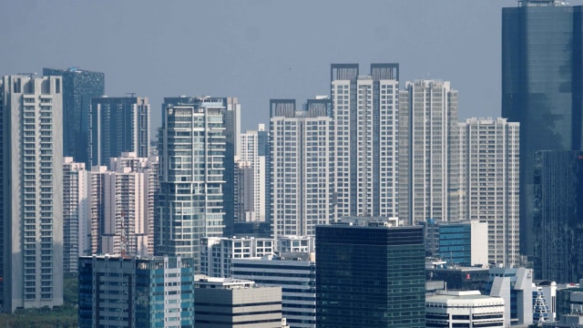 Suasana gedung perkantoran di jalan Sudirman, Jakarta. Foto: Helmi Afandi/kumparan