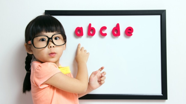 Cara Mencegah Mata Minus pada Anak. Foto: Shutterstock