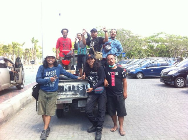 Mapala tergabung dalam Sekber Perhimpunan Pecinta Alam (PPA) DIY dalam penanganan bencana Lombok beberapa waktu lalu. Foto : dokumentasi pribadi Dengkek. 