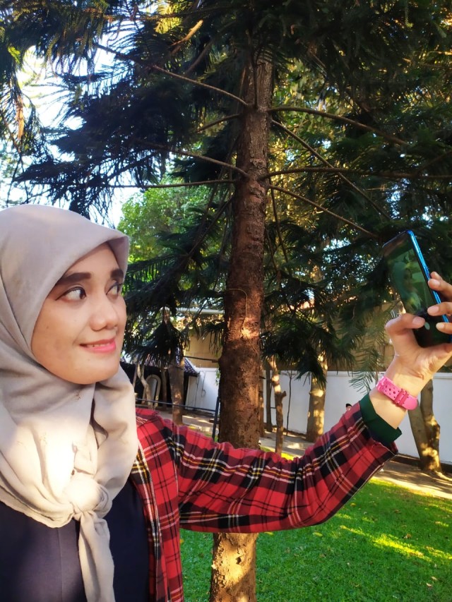 Hasil semakin bagus saat selfie dengan ADVAN G3 PRO
