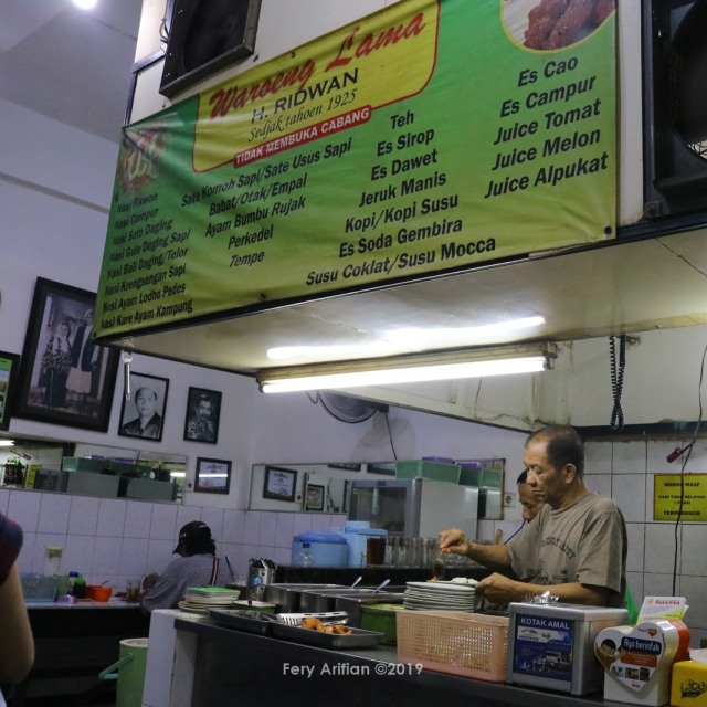 Warung Lama Haji Ridwan Sejak 1925. (Foto: Fery Arifian)