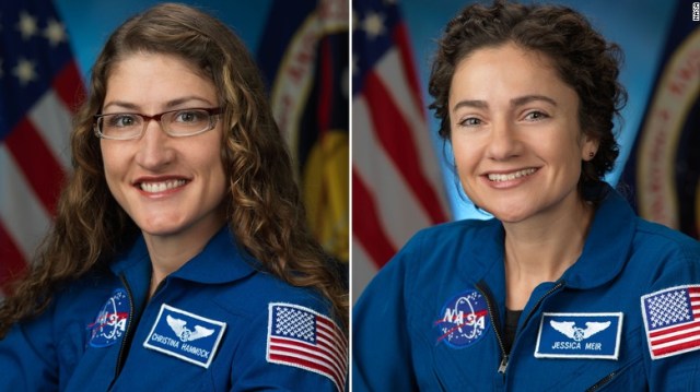 Astronaut perempuan Christina Koch (kiri) dan Jessica Meir. Foto: NASA