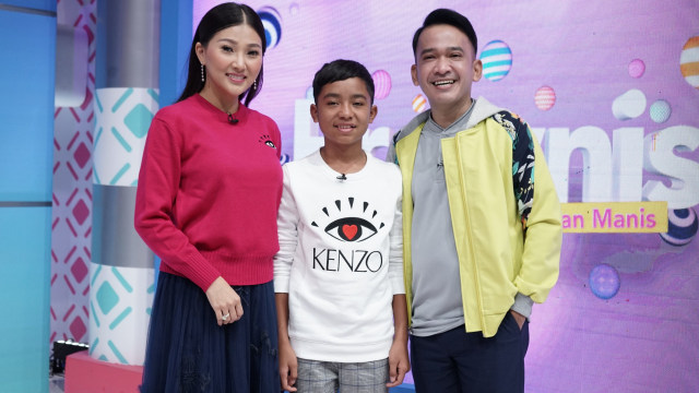 Presenter Ruben Onsu bersama Sarwendah dan Betrand Peto saat konferensi pers di Kawasan Tendean, Jakarta, Senin, (7/10). Foto: Ronny