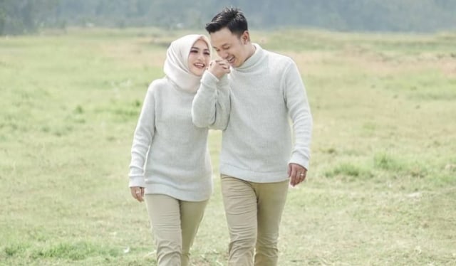 Pasangan via bapermulu.com