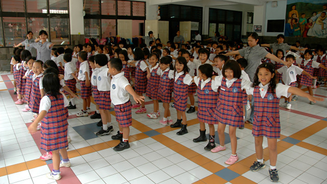 Ilustrasi anak sekolah dasar katolik. Foto: Shutterstock