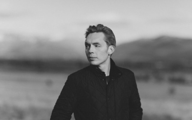 Belajar Arti Kesuksesan dari Joshua Fields Millburn