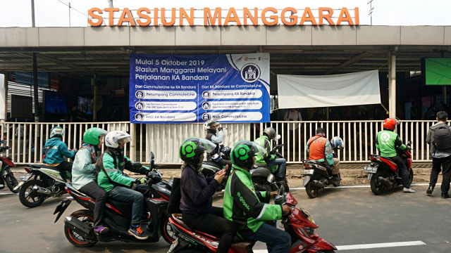 Suasana di depan Stasiun Manggarai. Foto: Nugroho Sejati/kumparan
