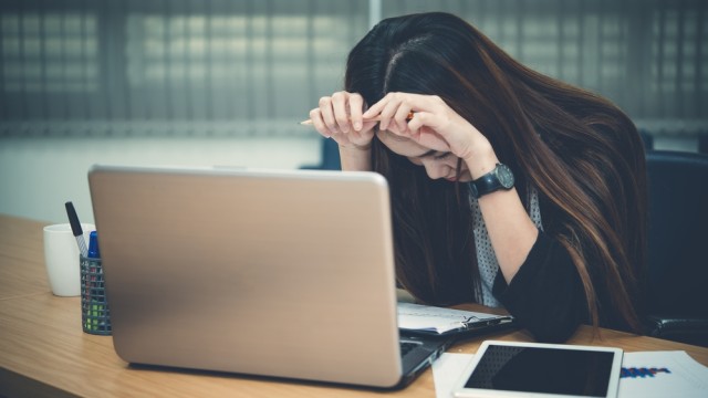 Ilustrasi depresi pada perempuan. Foto: Shutterstock