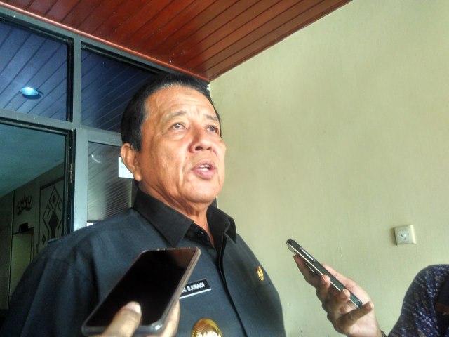Gubernur Lampung Arinal Djunaidi berikan tanggapan soal OTT Inspektorat Provinsi Lampung, Jumat (11/10) | Foto : Sidik Aryono/Lampung Geh