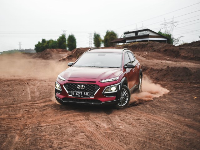 Test drive Hyundai Kona Foto: Bangkit Jaya Putra/kumparan