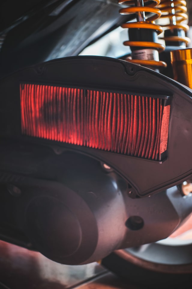 Tampilan filter udara berbahan  Foto: Bangkit Jaya Putra/kumparan