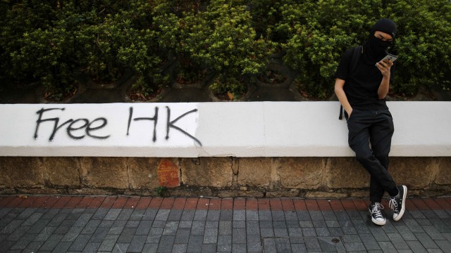Demo di Hong Kong, pada Sabtu (12/10/2019). Foto: Reuters