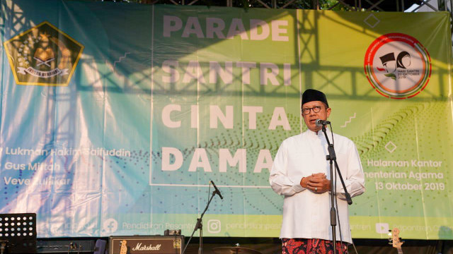 Menteri Agama Lukman Hakim Saifuddin dalam acara Parade Santri Cinta Damai. Foto: Dok. Kementerian Agama