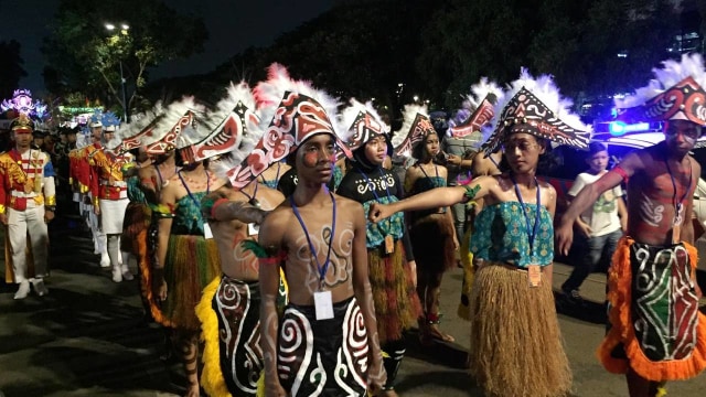 Pawai Kedigdayaan Nusantara oleh Kemendikbud di Istora Senayan. Foto: Mirsan Simamora/kumparan 