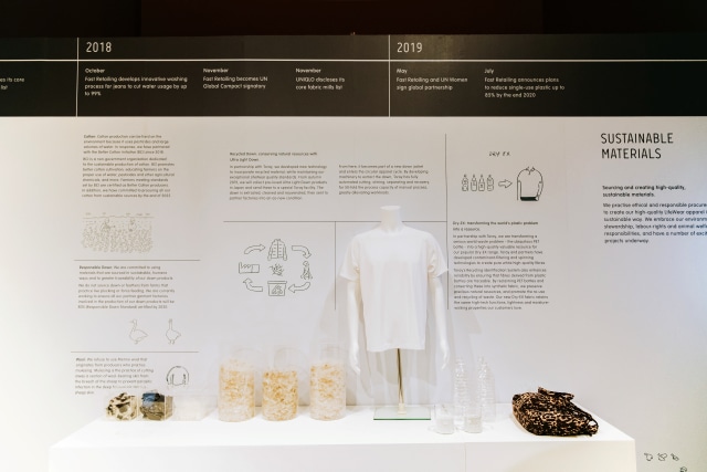UNIQLO pamerkan inovasi terbaru mereka dalam membuat pakaian yang ramah lingkungan pada pameran LifeWear di London September 2019 lalu. Foto: Dok. UNIQLO