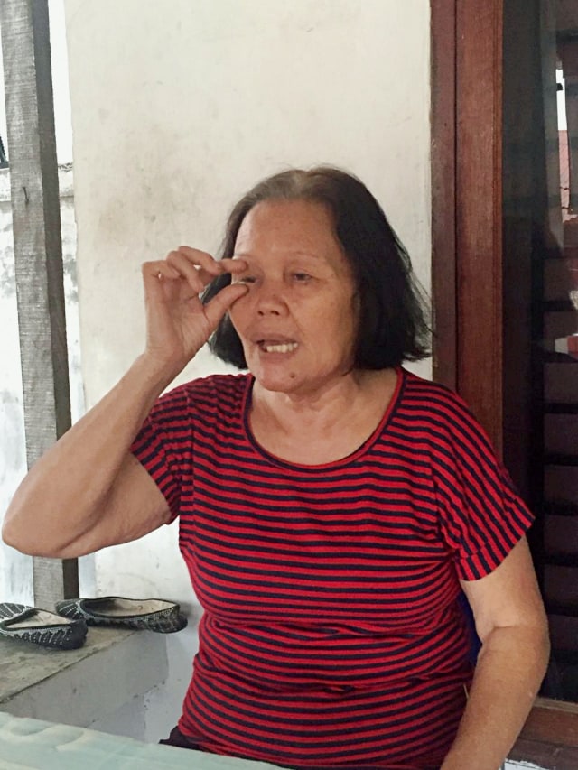 Ibu Golfrid, S. Minah Sitompul saat diwawancarai. Foto: Rahmat Utomo/kumparan