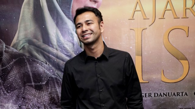 Artis Raffi Ahmad saat hadir di screening Film Ajari Aku Islam di Plaza Indonesia, Jakarta, Selasa, (15/10/2019). Foto: Ronny