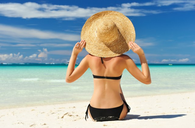 Ilustrasi Wisatawan Pakai Bikini Foto: Shutter Stock