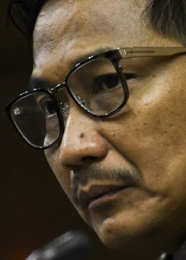 Terdakwa kasus dugaan suap dan gratifikasi Bowo Sidik Pangarso mengikuti sidang lanjutan di Pengadilan Tipikor. Foto: ANTARA FOTO/Muhammad Adimaja