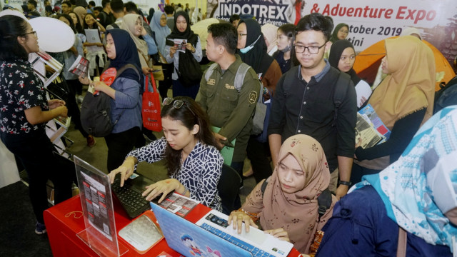 Suasana Job Fair Indonesia Career Expo Jakarta 2019 di Balai Kartini, Jakarta, Rabu (16/10/2019). Foto: Iqbal Firdaus/kumparan