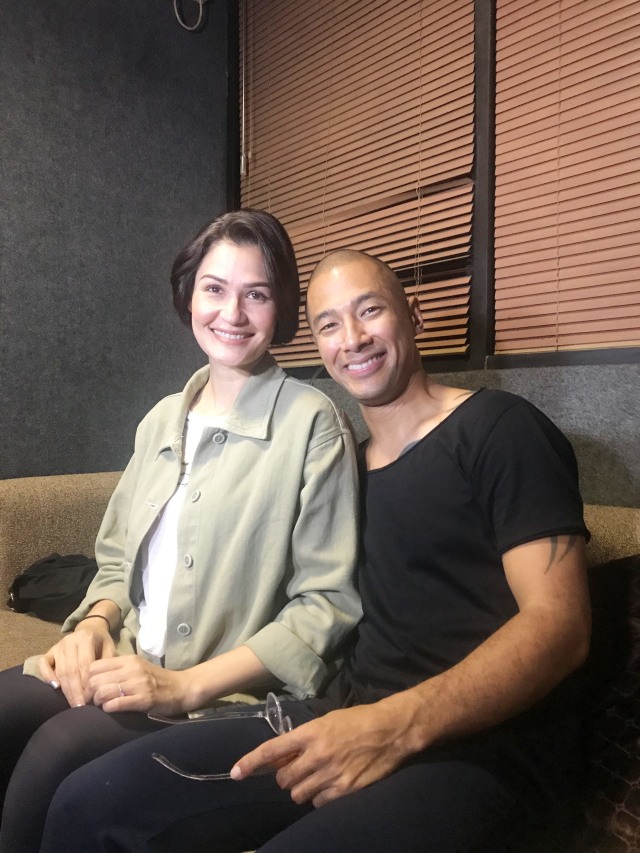 Marcell Siahaan dan istrinya, Rima Melati Adams, di Rossi Musik, Jakarta Selatan, Rabu (16/10).  Foto: Regina Kunthi Rosary/kumparan