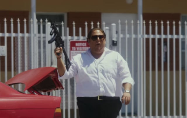Jonah Hill di film War Dogs (Foto: Warner Bros)
