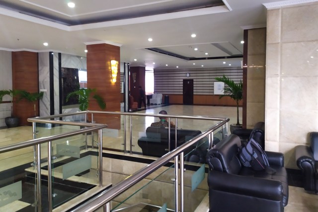 Musyawarah Ulama se-Indonesia yang diadakan di Hotel Grand Asrilia, Kota Bandung, dipastikan telah berakhir hari ini. Namun, tidak ada panitia yang dapat dimintai keterangan mengenai hasil dari musyawarah tersebut. Foto: Rachmadi Rasyad/kumparan