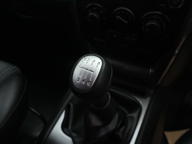 Transmisi Manual 6 percepatan Mahindra Scorpio Pikup Foto: Ghulam M Nayazri