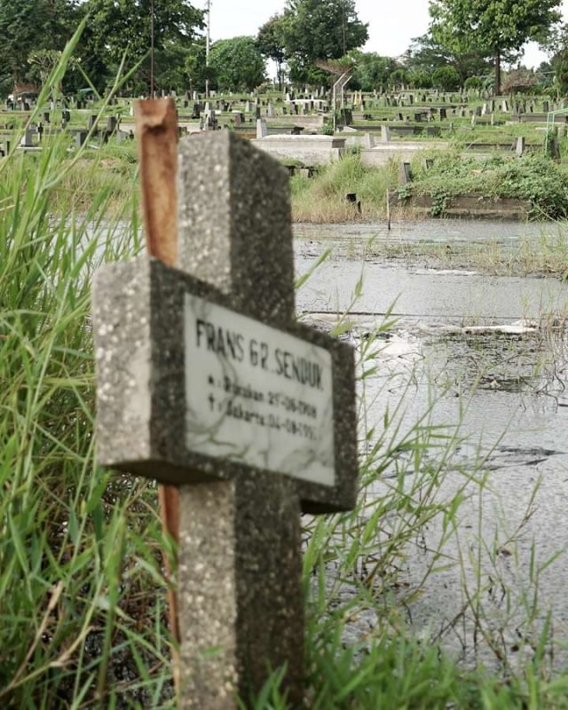 Pemakaman Tanah Kusir. Foto: Aditia Noviansyah/kumparan