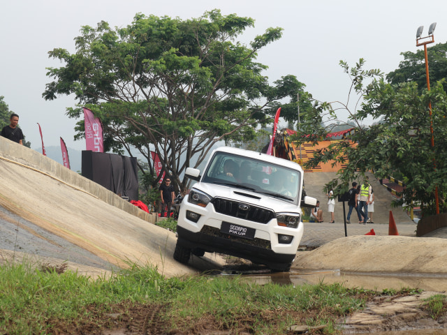 Mahindra Scorpio Pikap yang resmi dipasarkan di Indonesia. Foto: Ghulam Muhammad Nayazri / kumparan