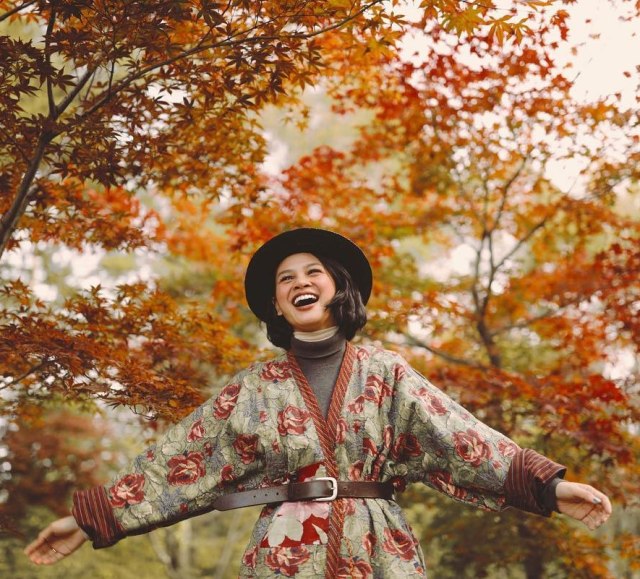 Gaya Andien saat traveling. Foto: dok. @andienaisyah/ Instagram