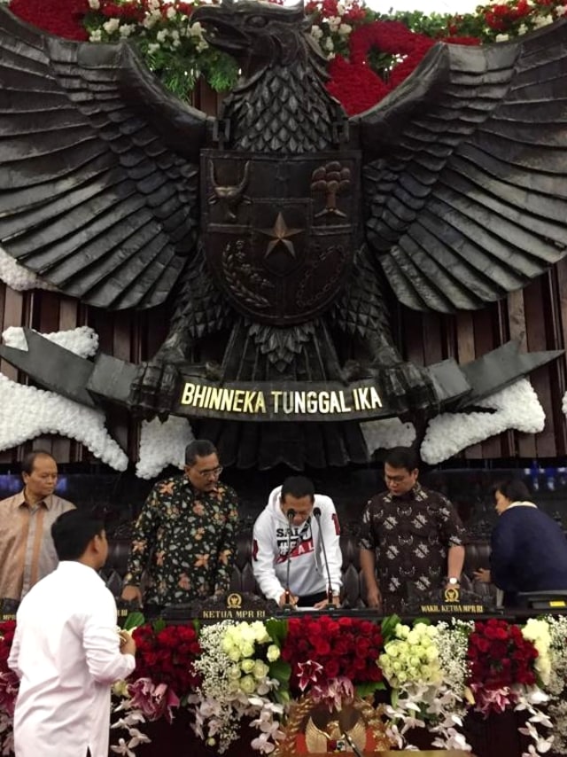 MPR menggelar gladi bersih pelantikan Presiden dan Wakil Presiden terpilih Jokowi dan Ma'ruf Amin, Sabtu (19/10/2019). Foto: Paulina Herasmaranindar/kumparan